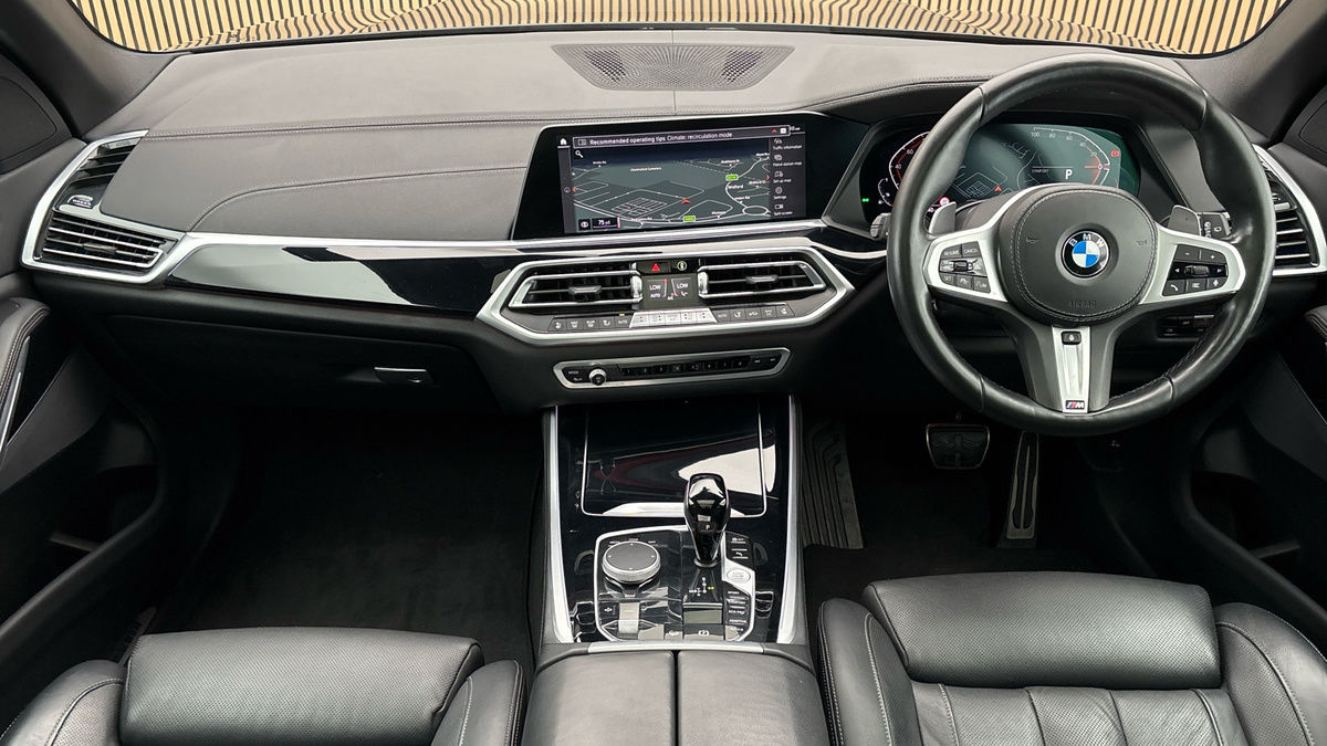 BMW X5 Image 12
