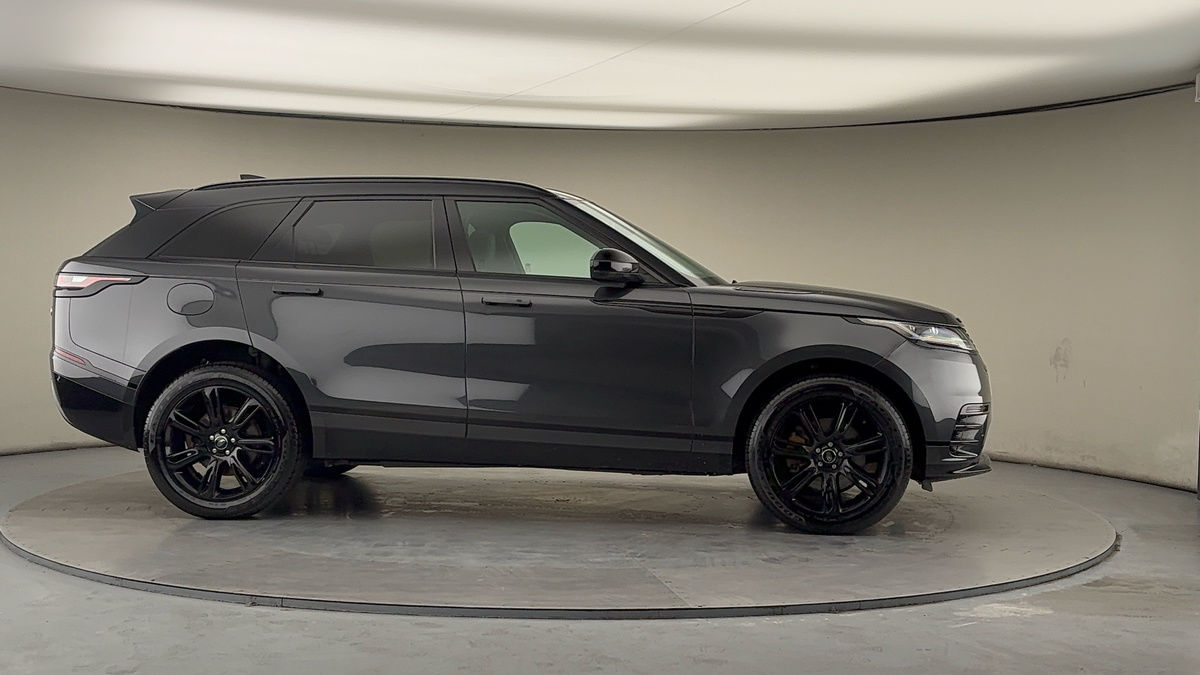 More views of Land Rover Range Rover Velar