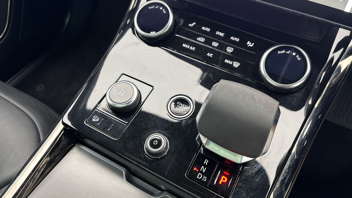 Land Rover Range Rover Sport Urban Image 25