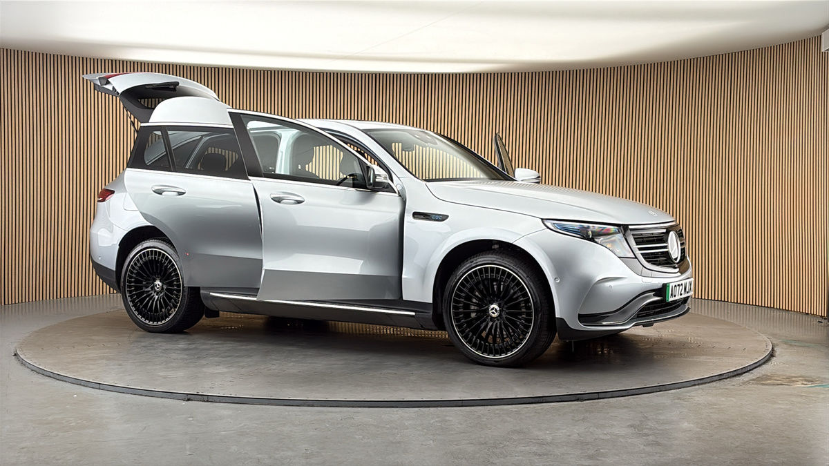 More views of Mercedes-Benz EQC