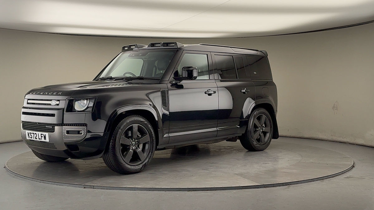 Land Rover Defender 110 Image 20