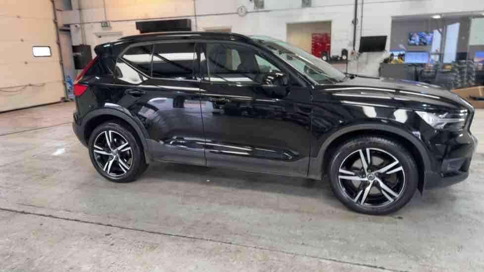 More views of Volvo XC40