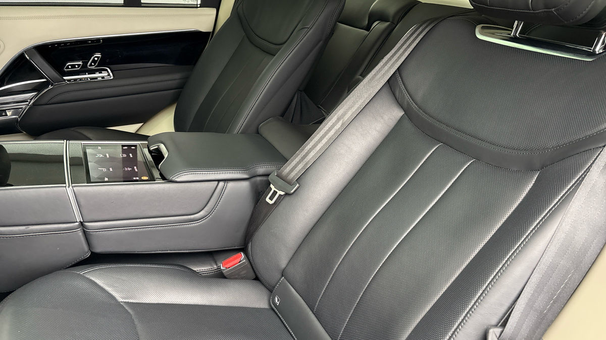 Land Rover Range Rover Image 9