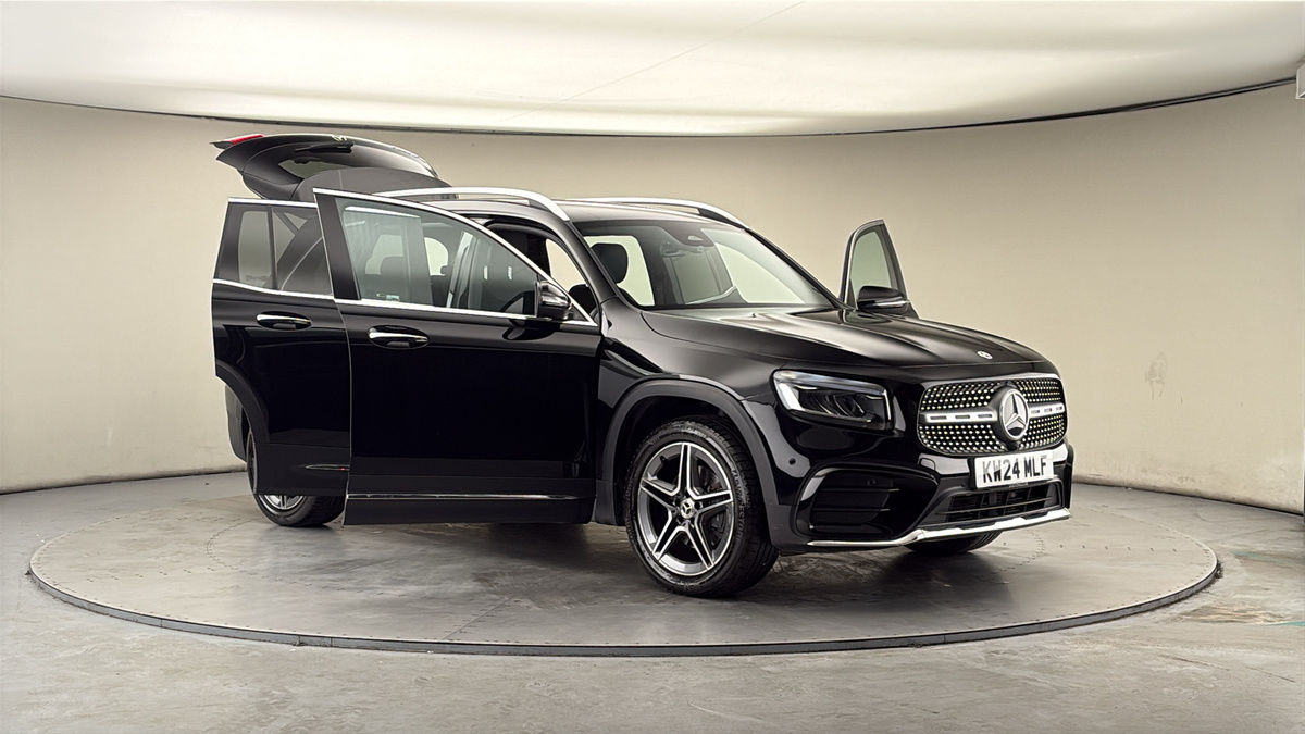 More views of Mercedes-Benz GLB