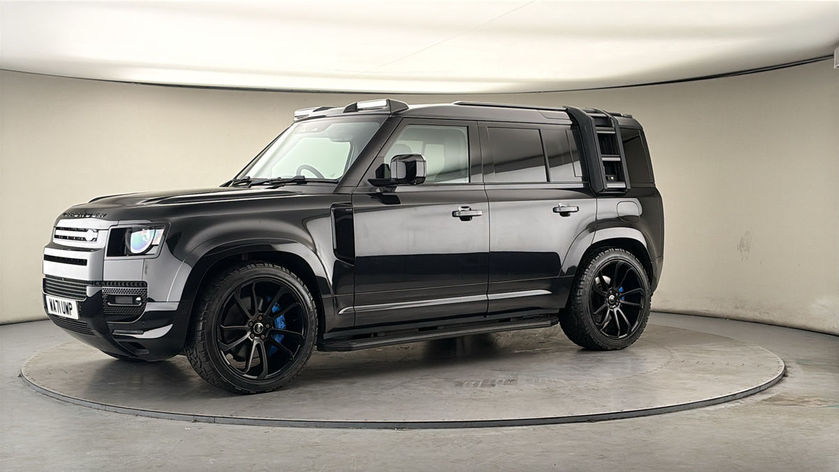 More views of Land Rover Defender 110