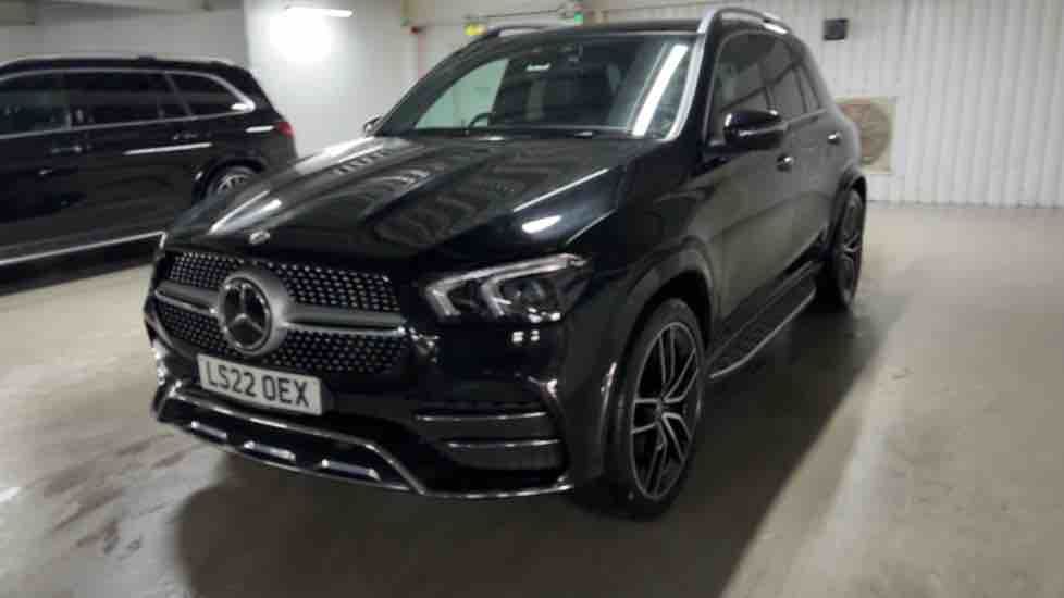 More views of Mercedes-Benz GLE