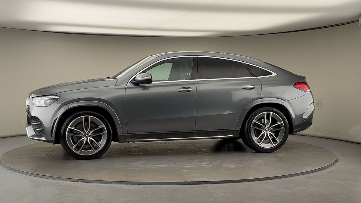 More views of Mercedes-Benz GLE