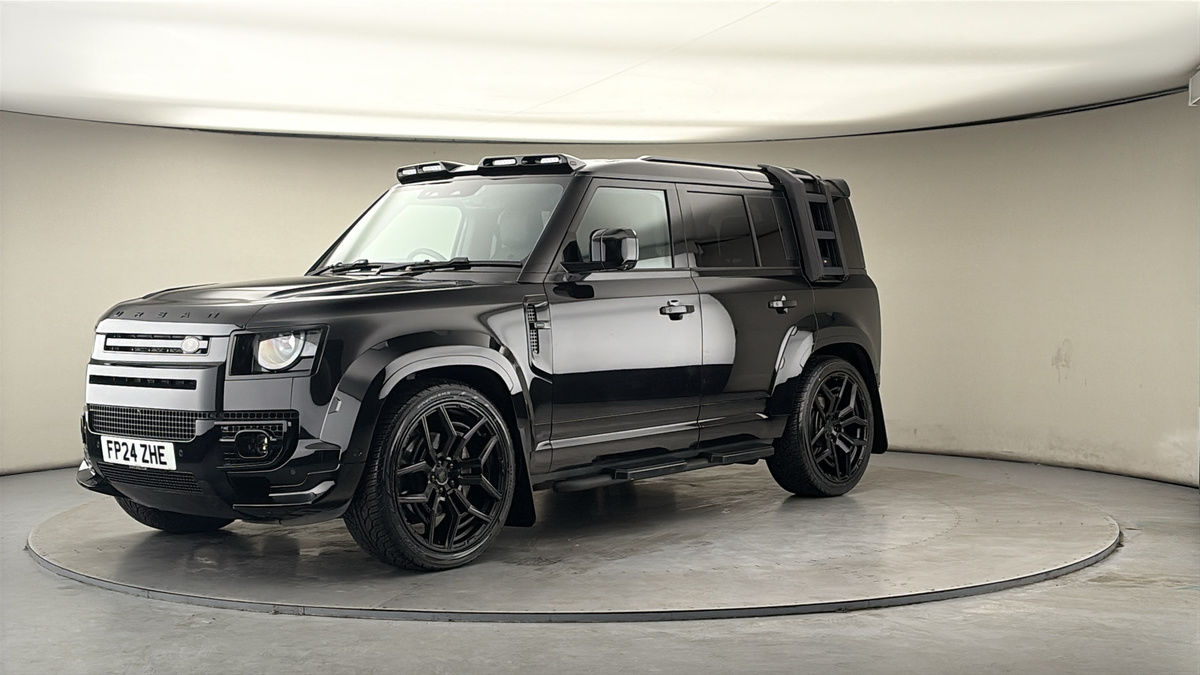 Land Rover Defender 110 Urban Image 20