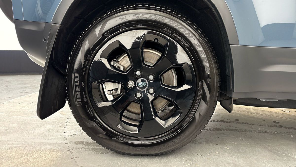 Land Rover Defender 110 Urban Image 10