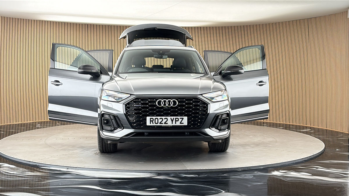 More views of Audi Q5
