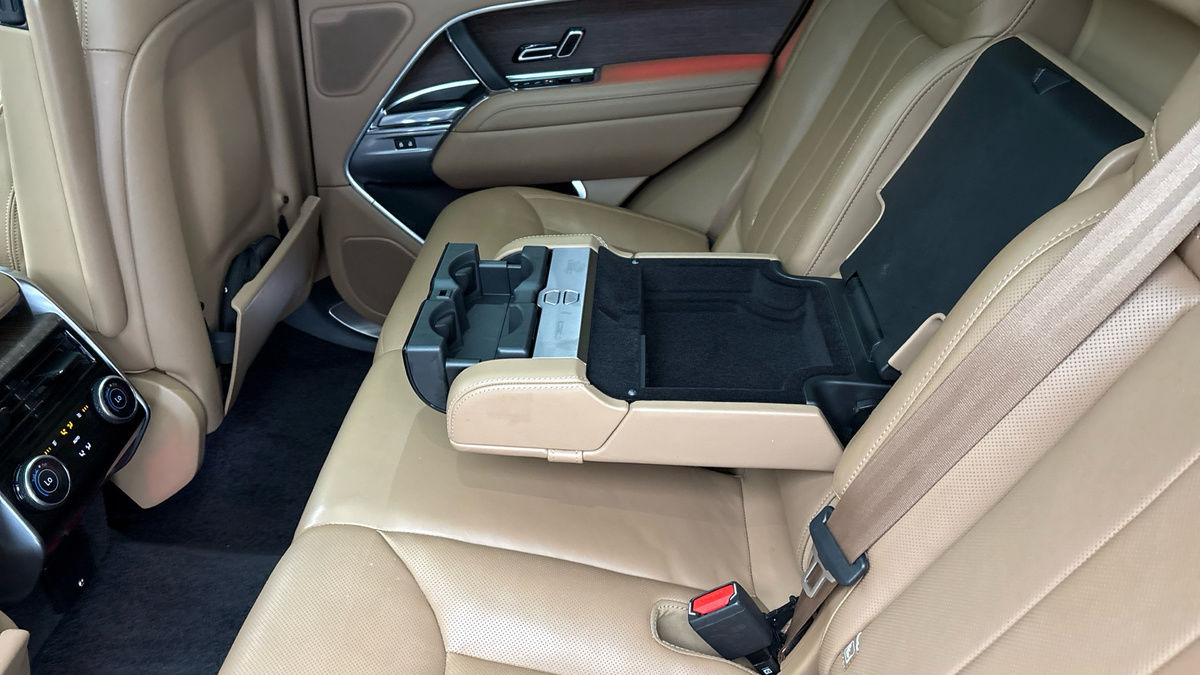 Land Rover Range Rover Image 9