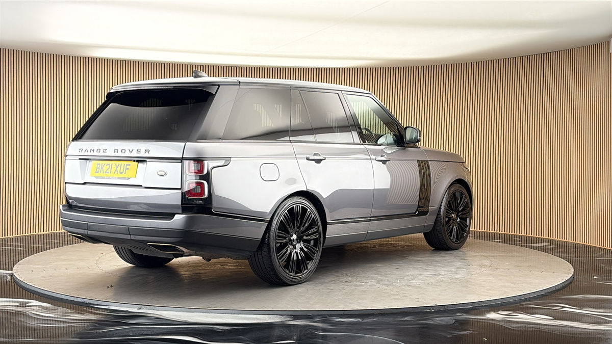 More views of Land Rover Range Rover