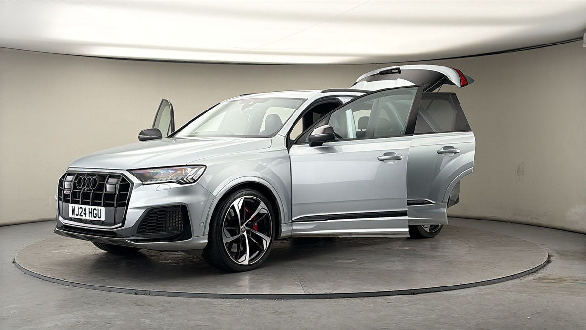 Audi SQ7 Image 22