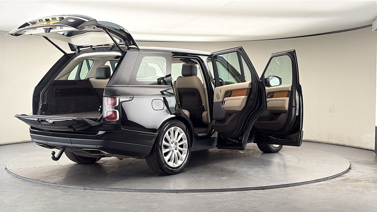 More views of Land Rover Range Rover