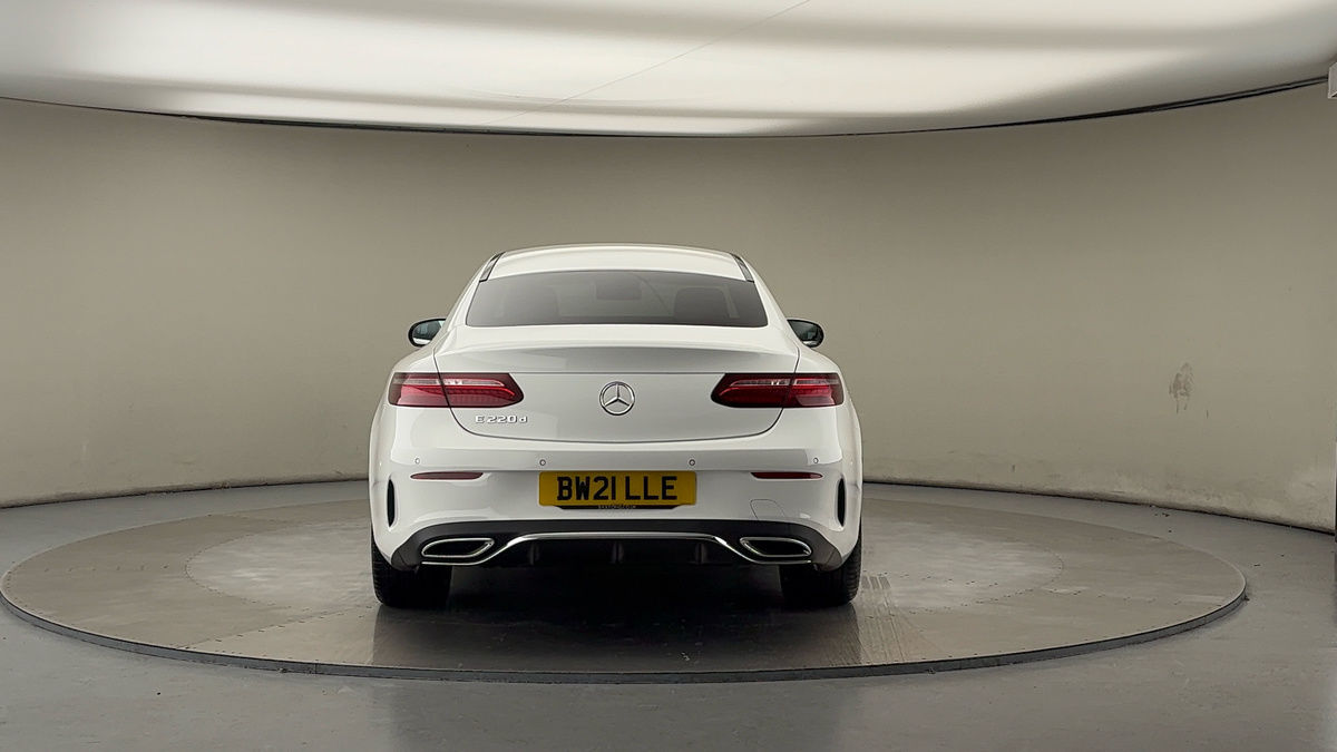 Mercedes-Benz E Class Image 4