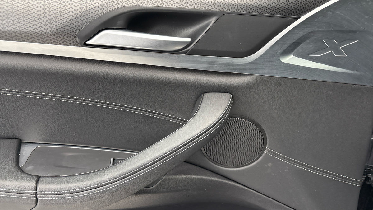 More views of BMW X3