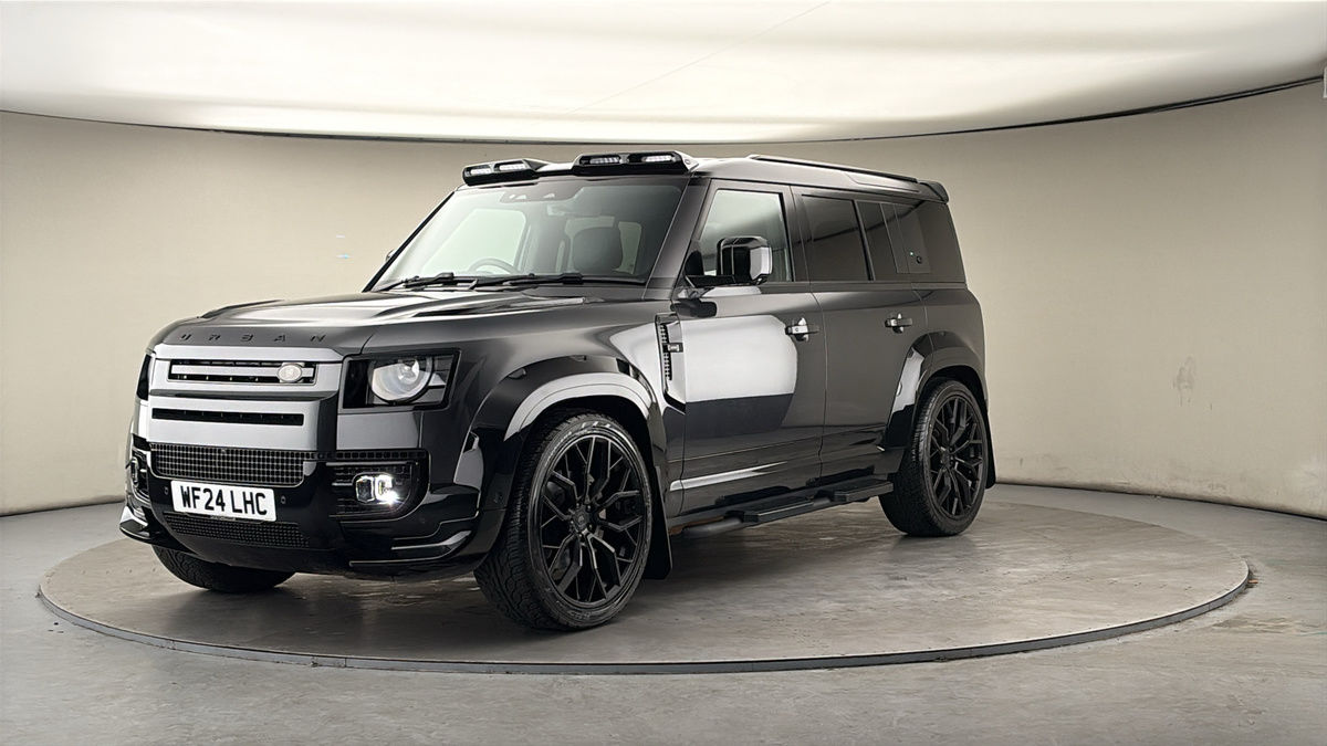 More views of Land Rover Defender 110