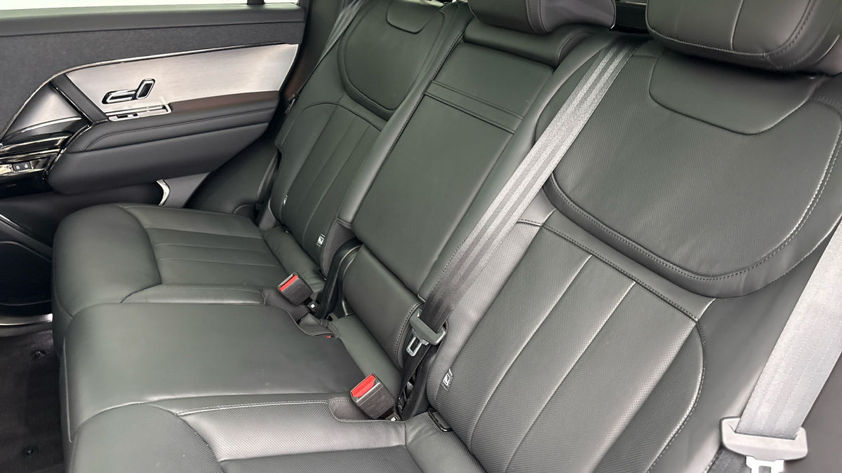 Land Rover Range Rover Sport Image 8