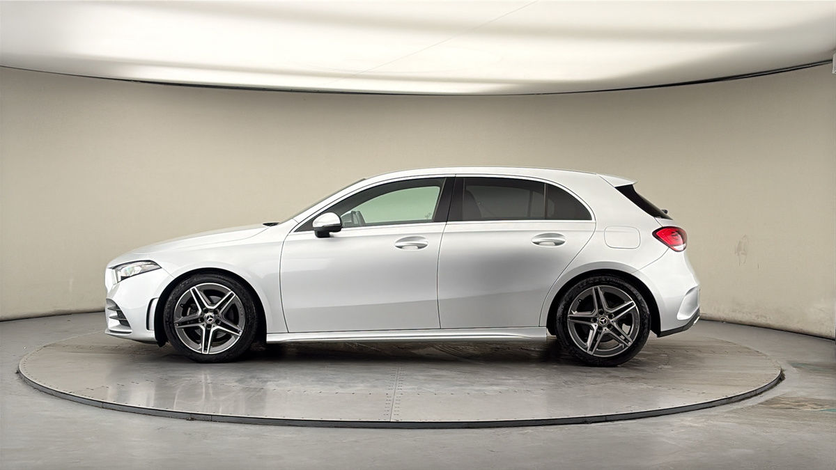 Mercedes-Benz A Class Image 15