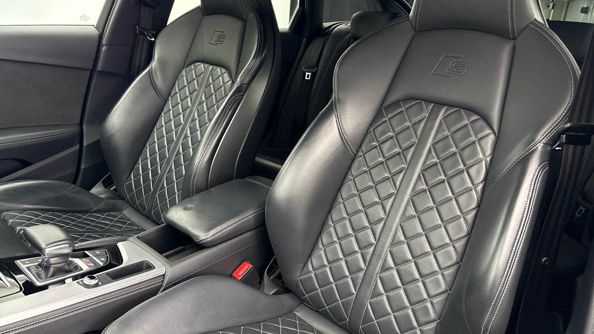 Audi S4 Avant Image 7