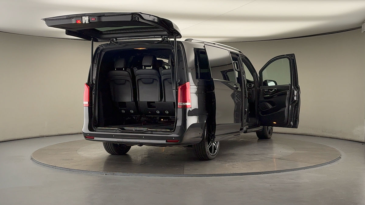 More views of Mercedes-Benz V Class