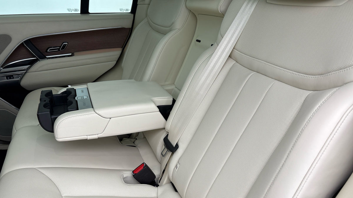 Land Rover Range Rover Image 9