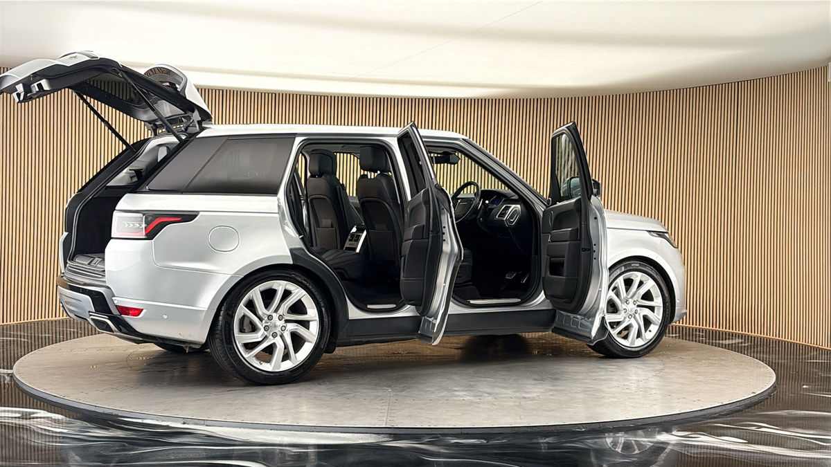 More views of Land Rover Range Rover Sport