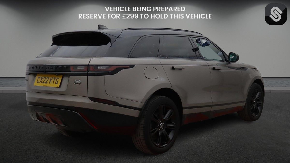 Land Rover Range Rover Velar Image 4