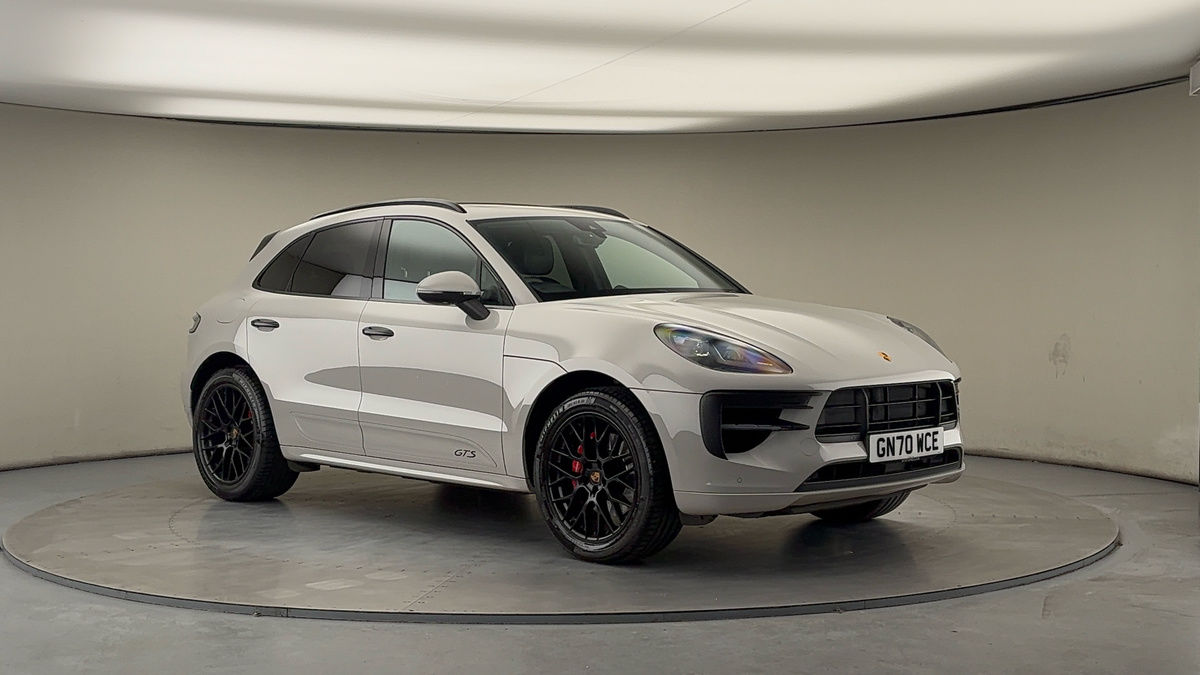 More views of Porsche Macan