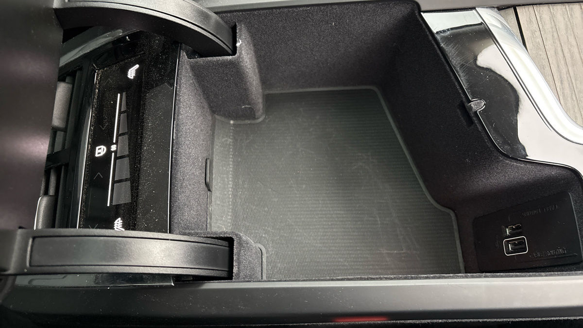 Volvo XC90 Image 29