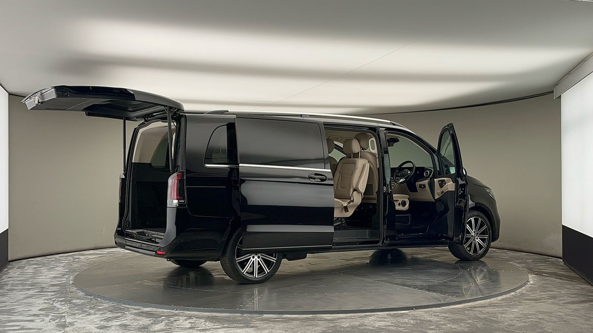 More views of Mercedes-Benz V Class