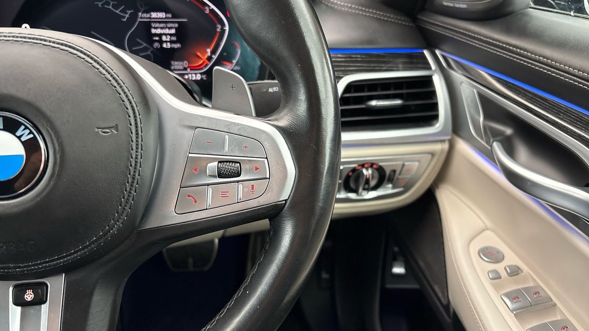 BMW 7 Series Image 14