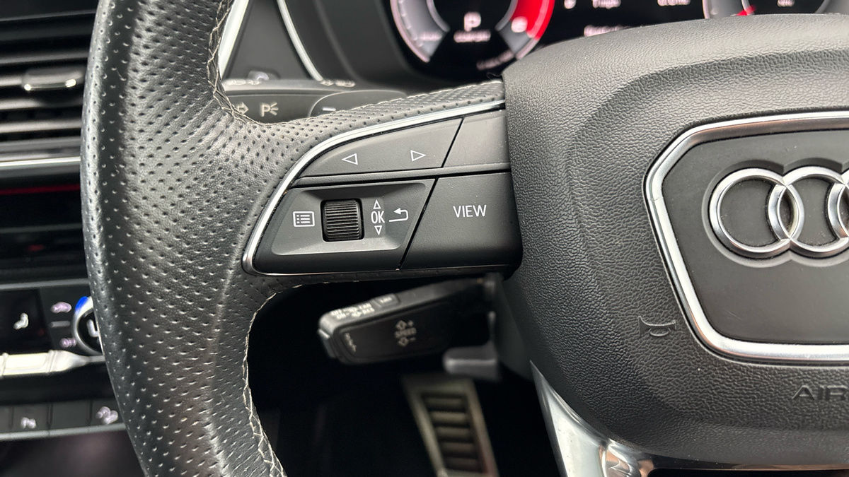 More views of Audi Q5