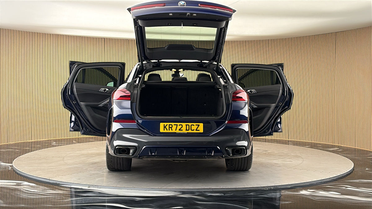 More views of BMW X6