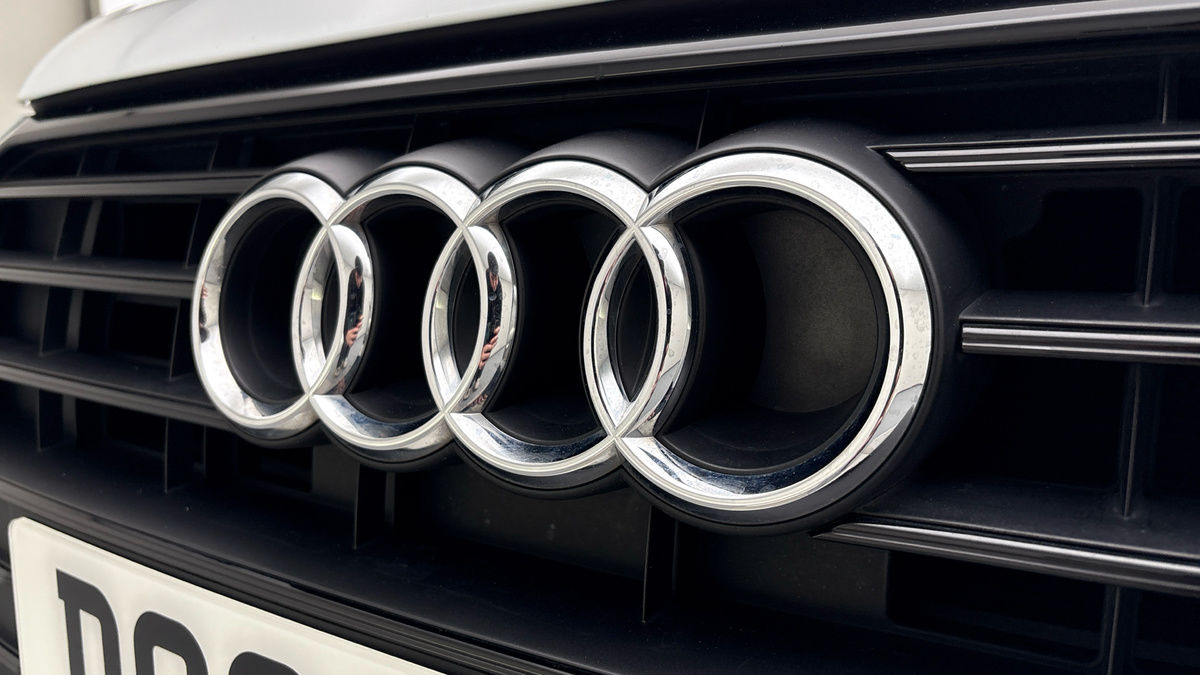 Audi A6 Avant Image 24