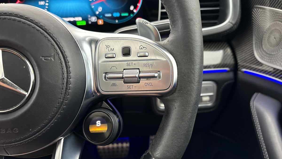 Mercedes-Benz GLE Image 14