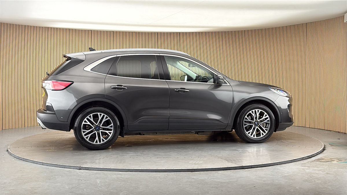 More views of Ford Kuga