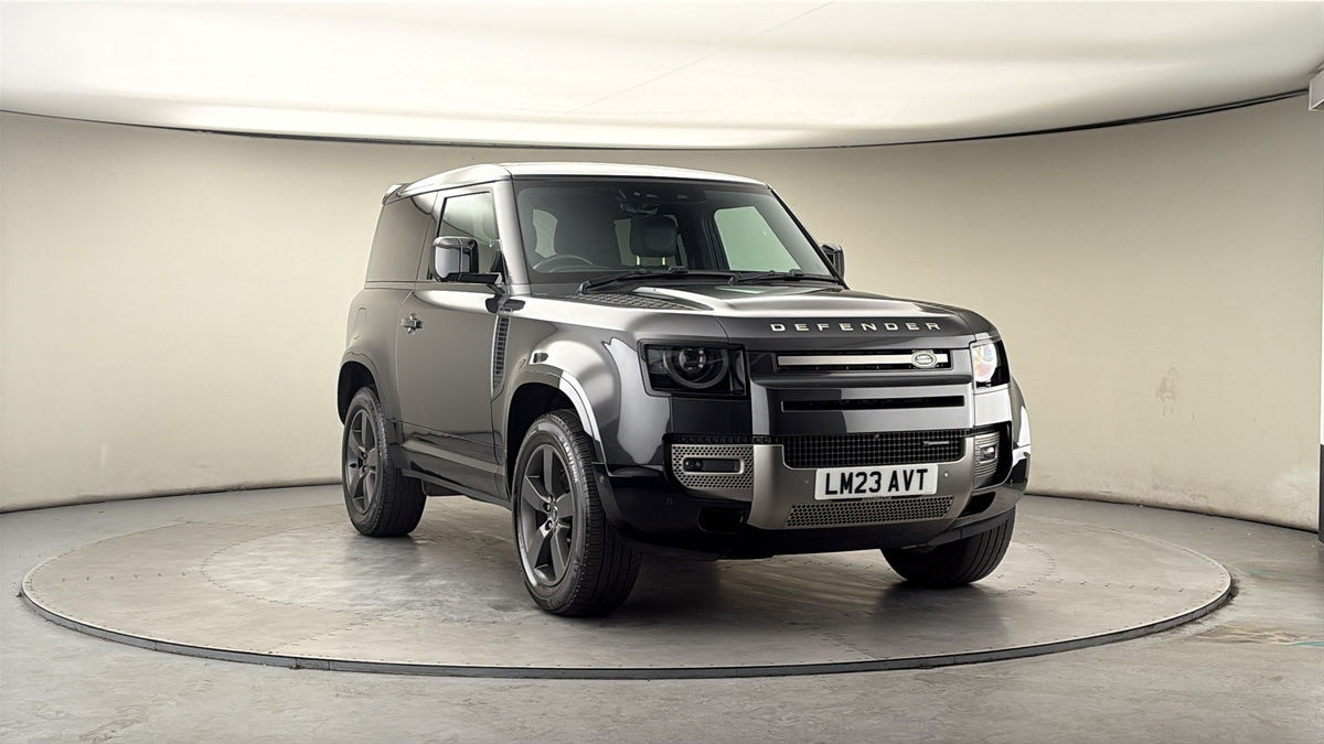 More views of Land Rover Defender 90