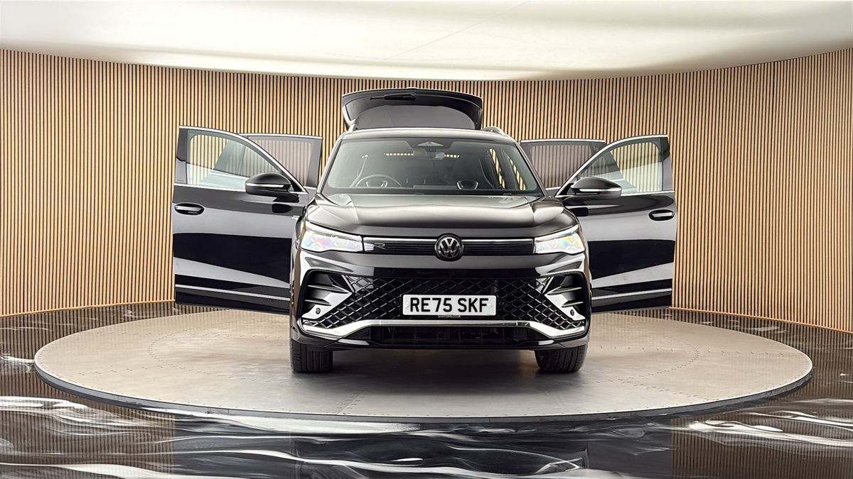 More views of Volkswagen Tiguan