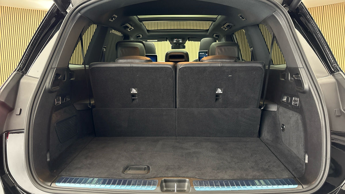 Mercedes-Benz GLS Image 11
