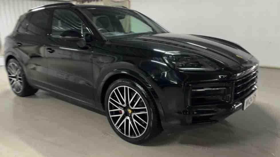 More views of Porsche Cayenne