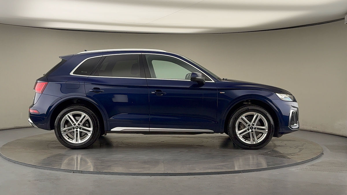 Audi Q5 Image 16