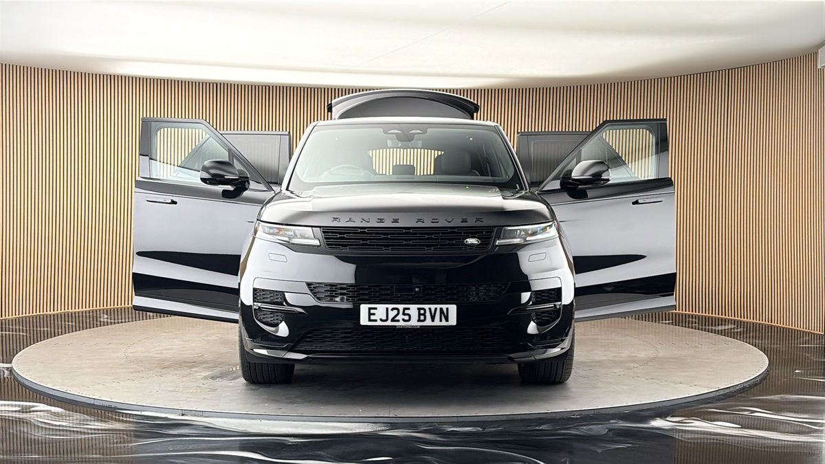 More views of Land Rover Range Rover Sport