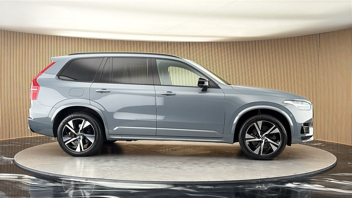 More views of Volvo XC90