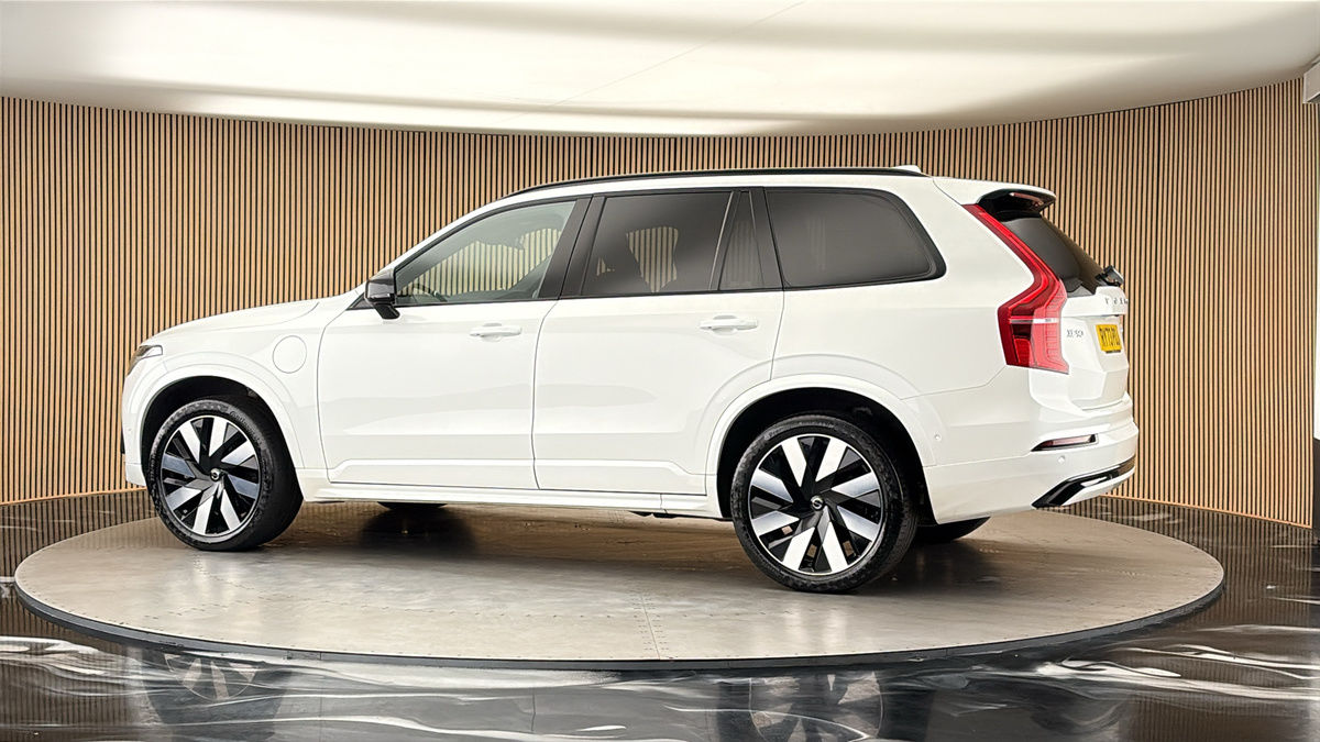 More views of Volvo XC90