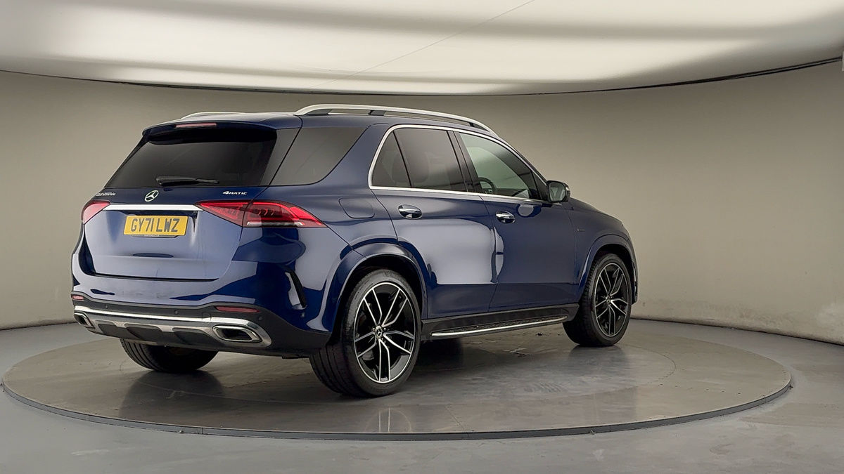 More views of Mercedes-Benz GLE