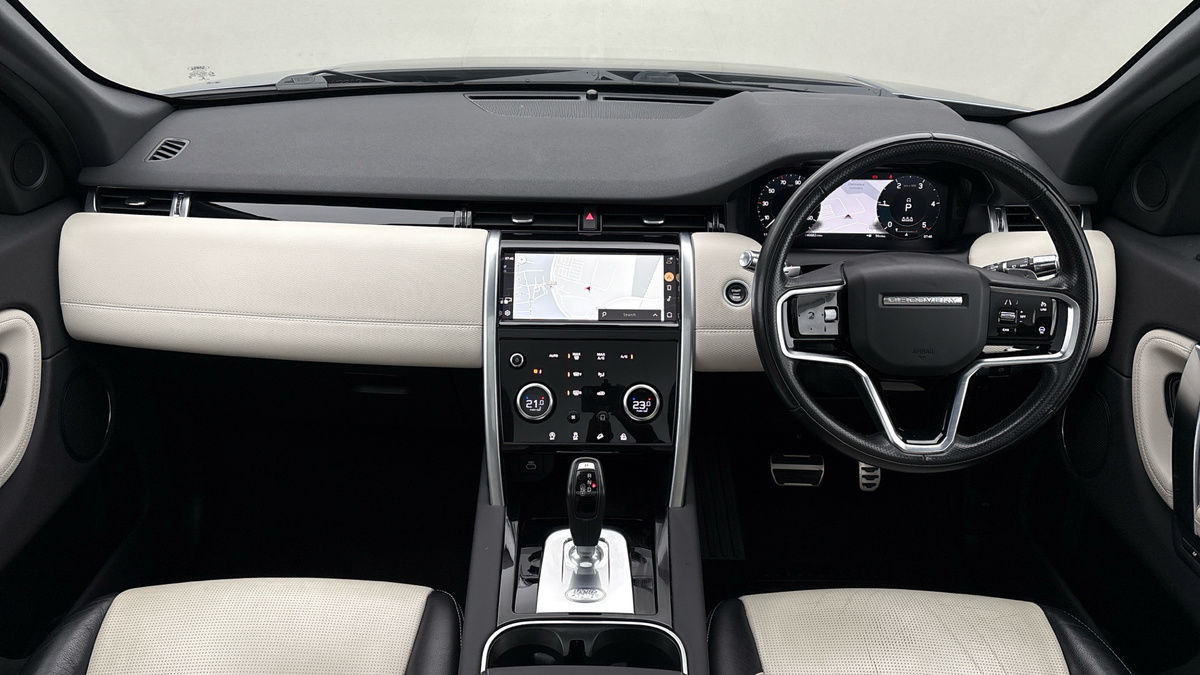 Land Rover Discovery Sport Image 12