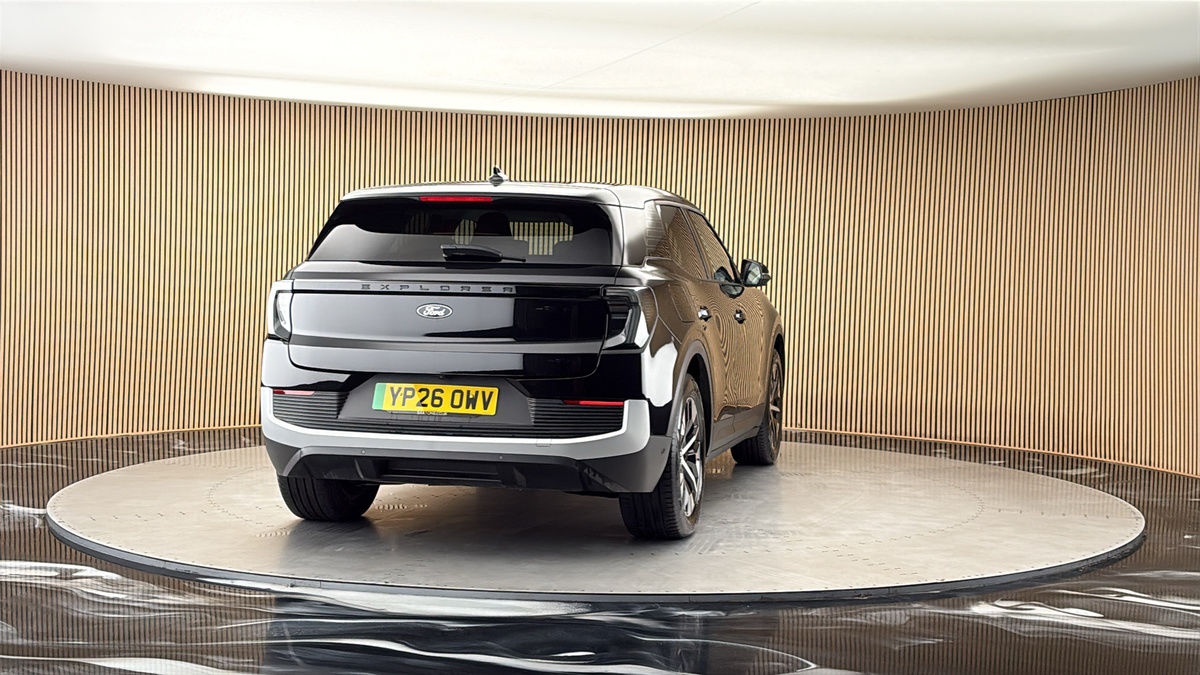 More views of Ford Explorer