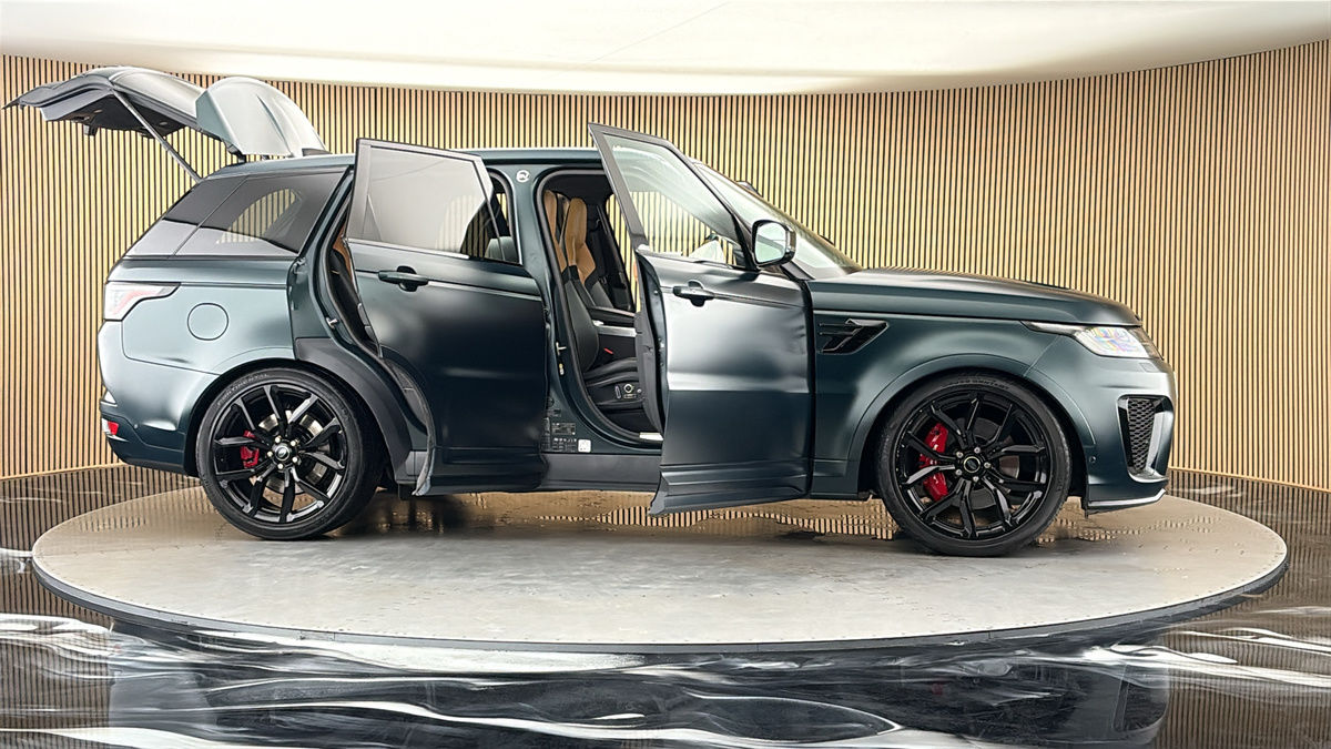 More views of Land Rover Range Rover Sport