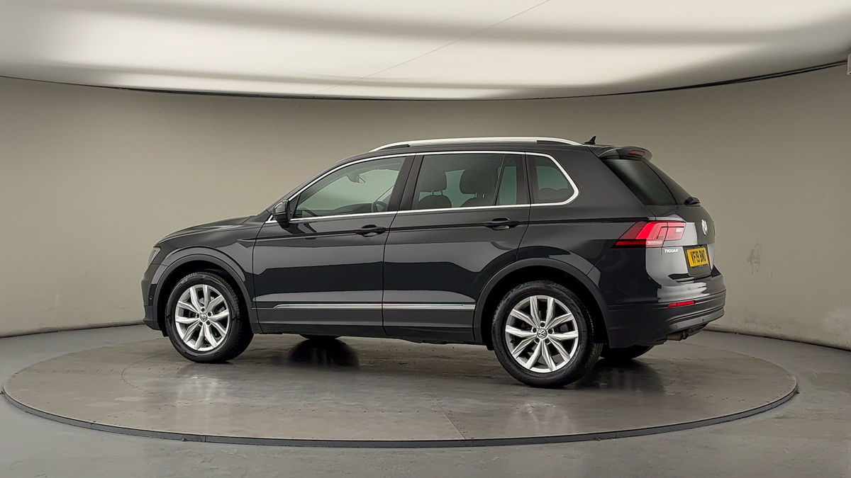 More views of Volkswagen Tiguan